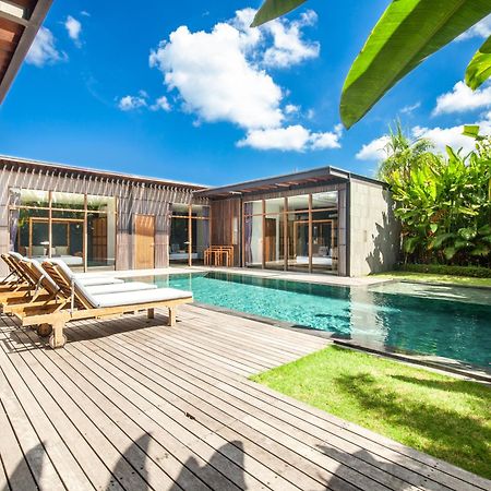 Brand New 5 Bedroom Villa Enclosed Living Room Canggu Чангу Экстерьер фото
