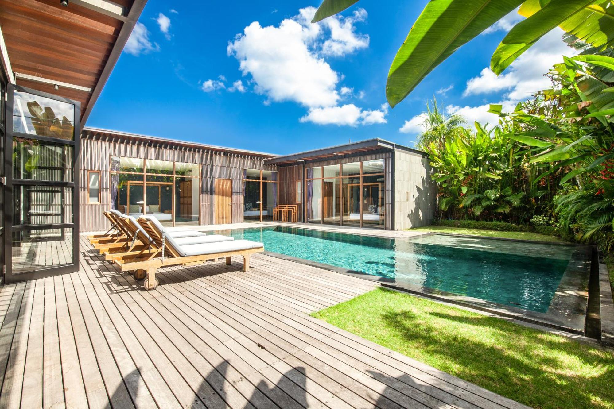 Brand New 5 Bedroom Villa Enclosed Living Room Canggu Чангу Экстерьер фото